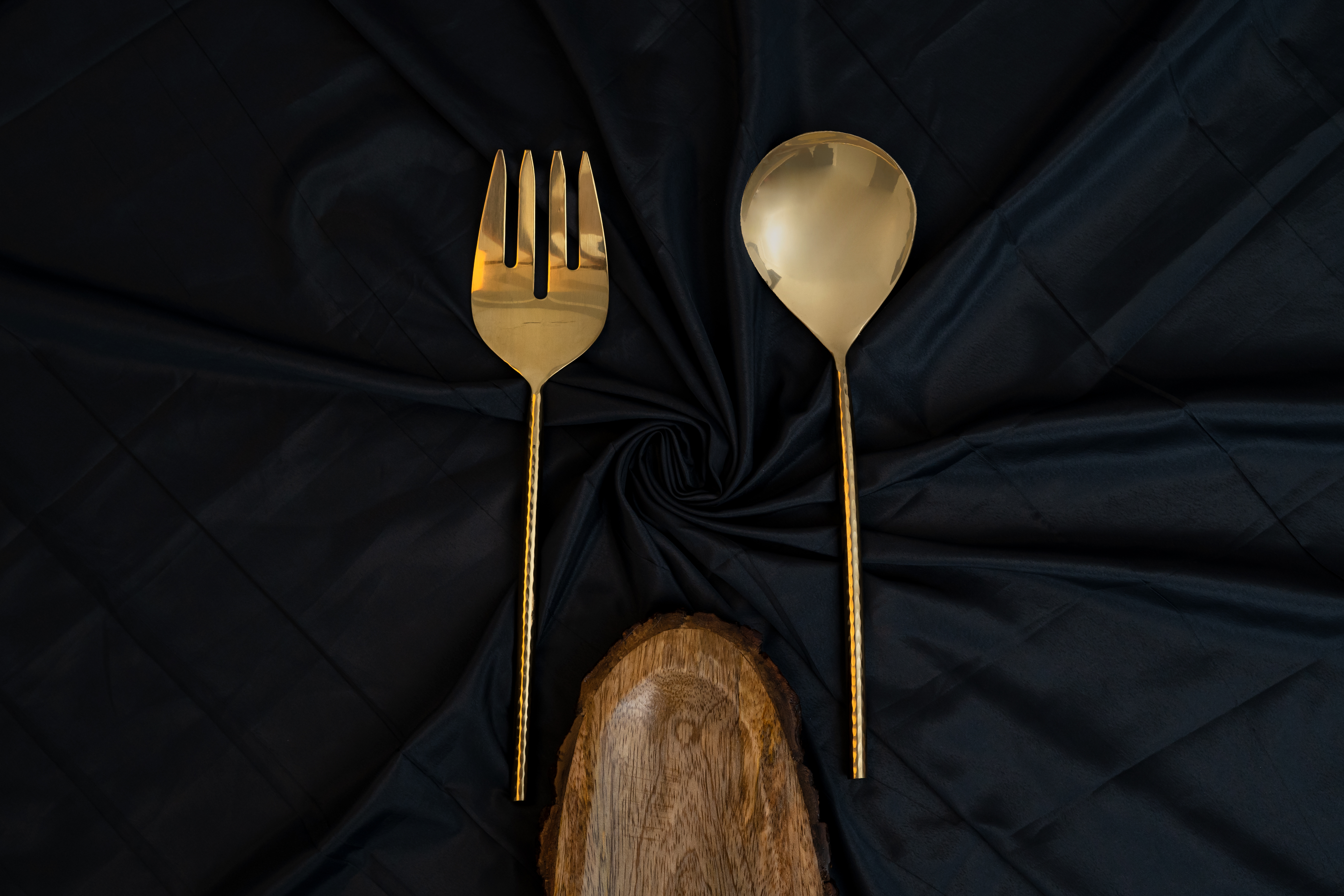 3002300201 Bello Hammered Serving Spoon - Chp Gold Shiny  